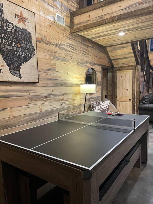 The Big Tex Luxury Cabin Is Epic بروكن بو المظهر الخارجي الصورة