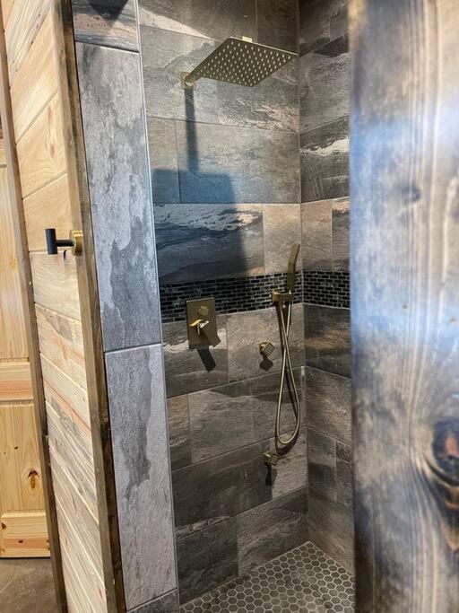 The Big Tex Luxury Cabin Is Epic بروكن بو المظهر الخارجي الصورة