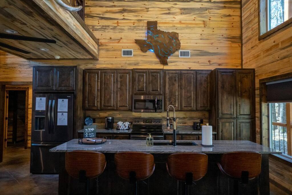 The Big Tex Luxury Cabin Is Epic بروكن بو المظهر الخارجي الصورة