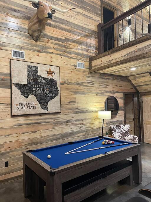 The Big Tex Luxury Cabin Is Epic بروكن بو المظهر الخارجي الصورة