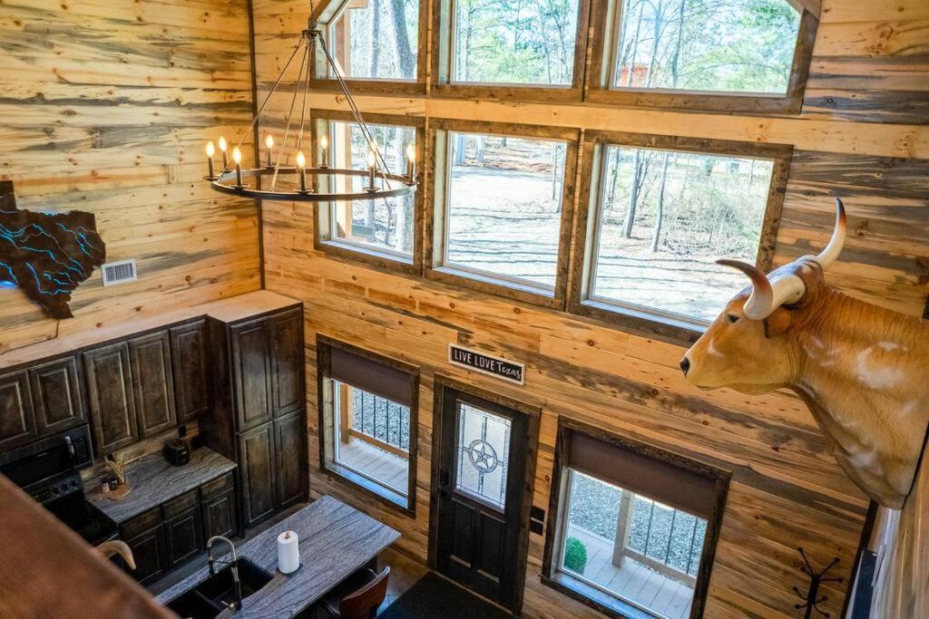 The Big Tex Luxury Cabin Is Epic بروكن بو المظهر الخارجي الصورة