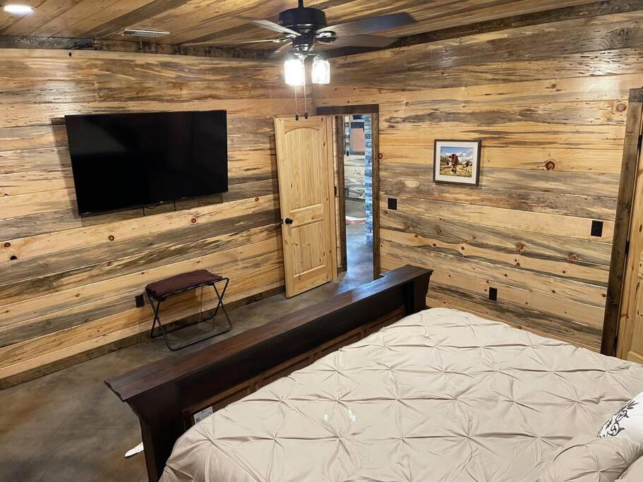 The Big Tex Luxury Cabin Is Epic بروكن بو المظهر الخارجي الصورة