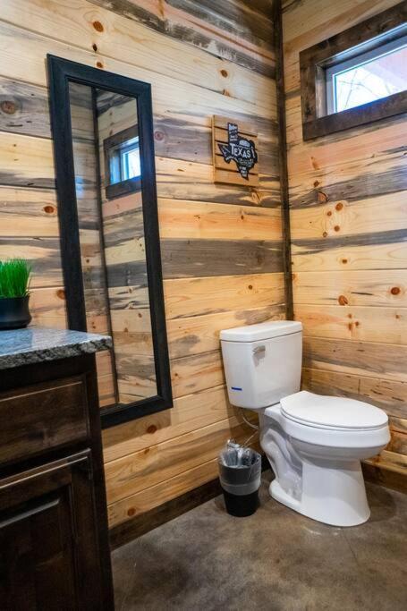 The Big Tex Luxury Cabin Is Epic بروكن بو المظهر الخارجي الصورة
