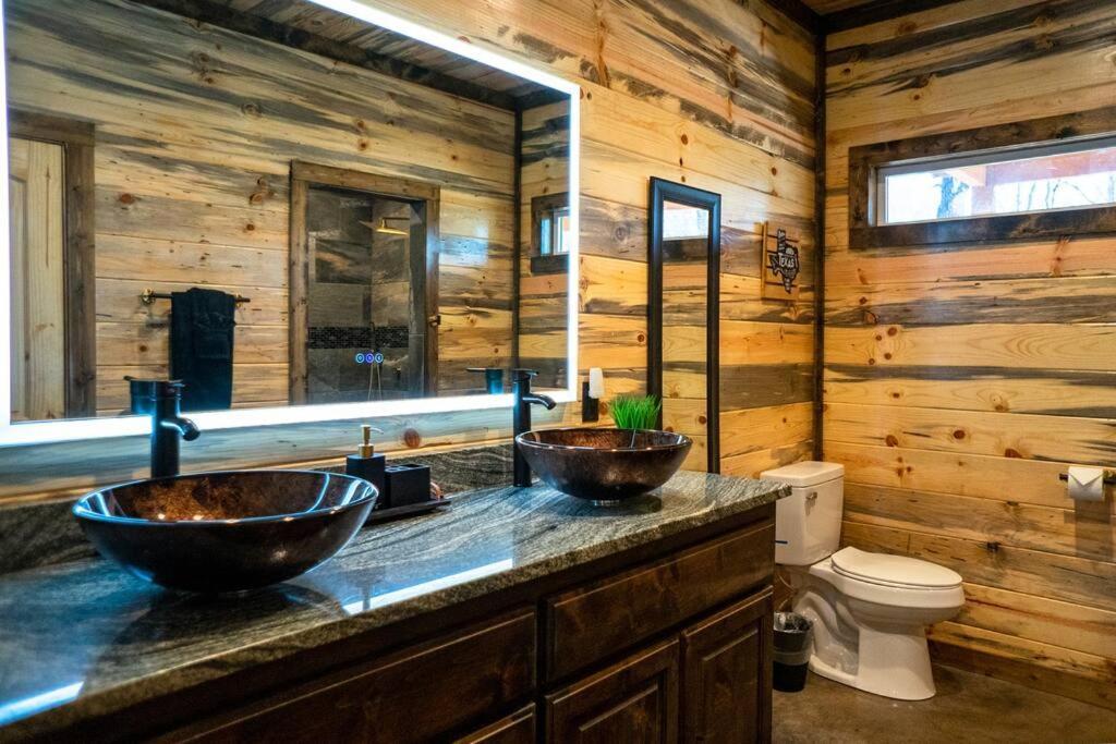 The Big Tex Luxury Cabin Is Epic بروكن بو المظهر الخارجي الصورة